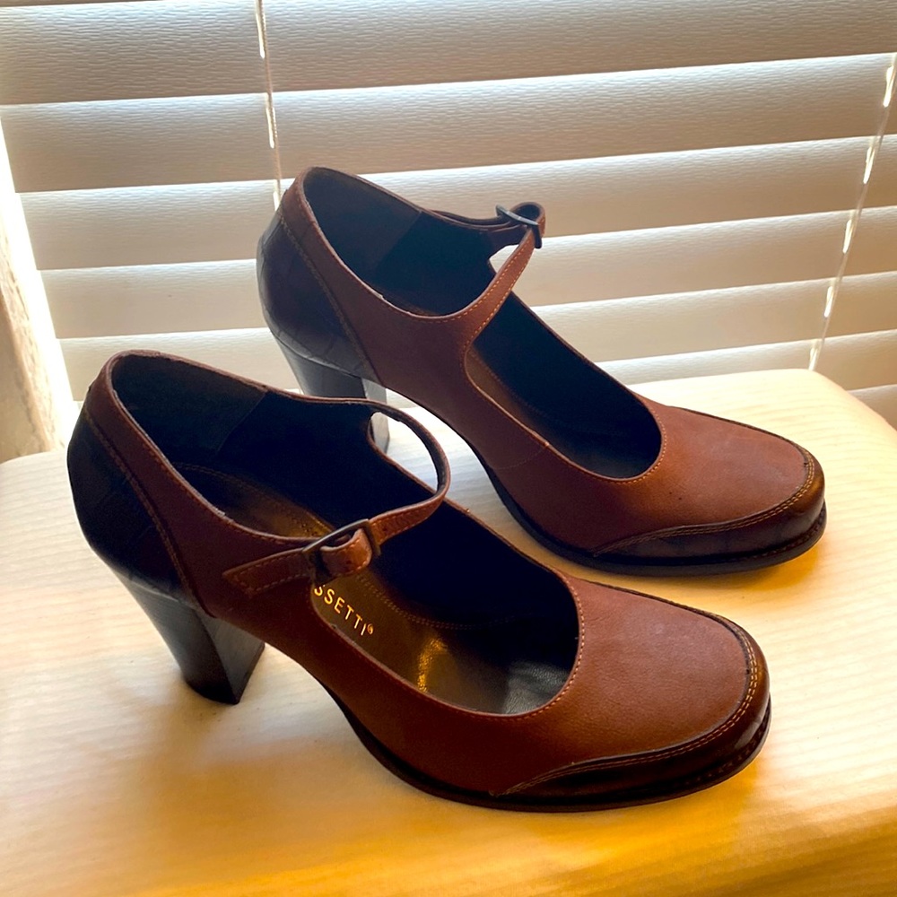 Mary Jane style, genuine leather high heel shoe